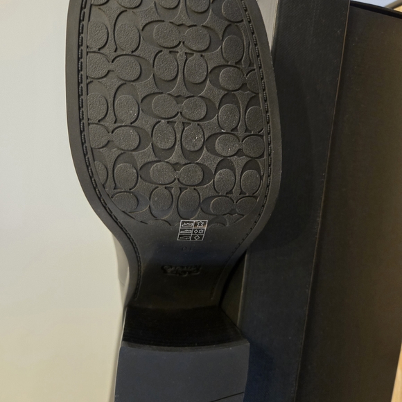 Coach Sculpted C Tall Boot. Size 10 Regular. - Picture 6 of 9